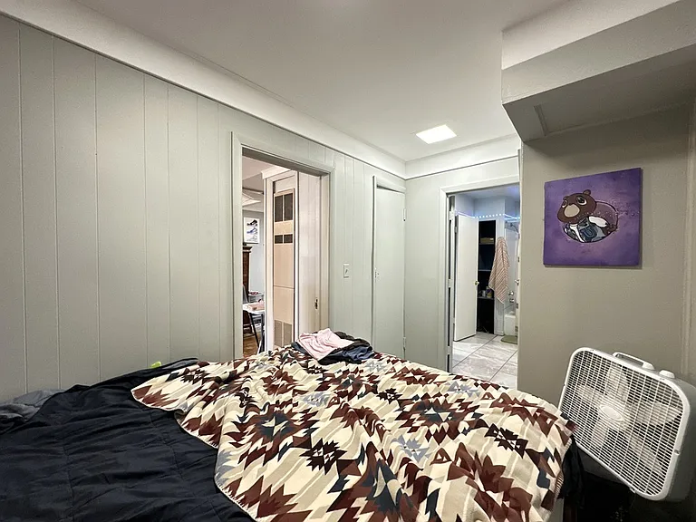 2141 W Webster Ave #FB — Photo 18
