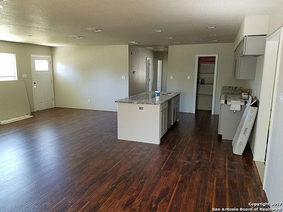 5th image of 1708 3rd St