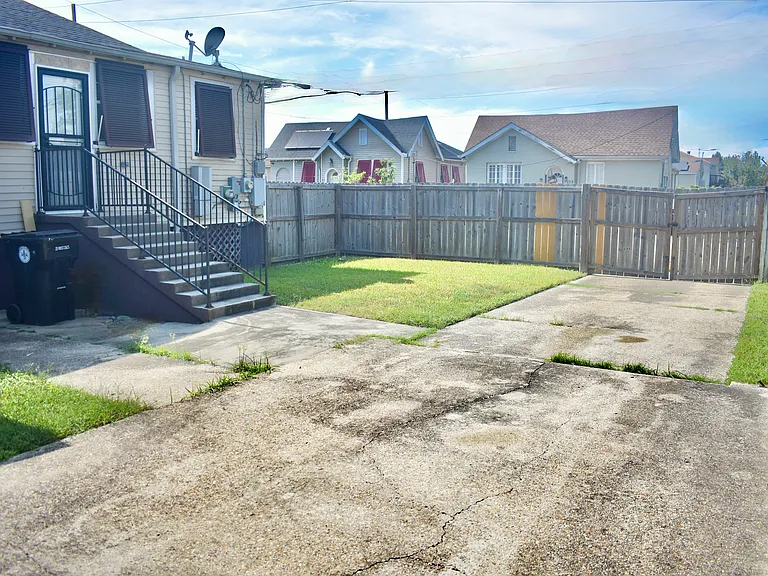 9129 Nelson St — Photo 12