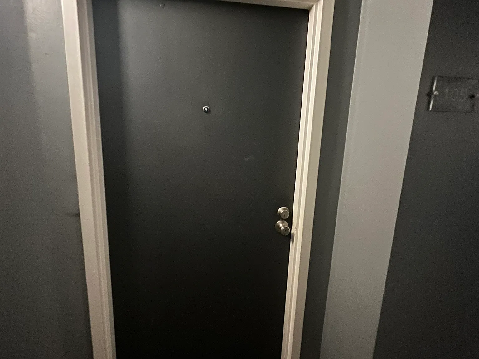 2 bed, 1200 sqft, $2,295 — Photo 2