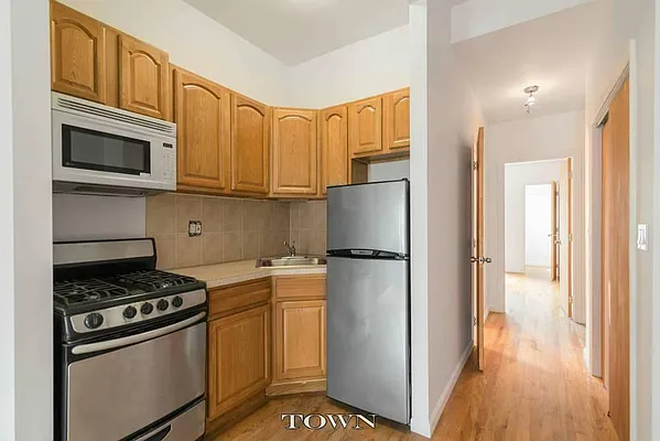 Rented by Town Residential | media 19