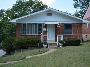 4725 Nelson Dr, Saint Louis, MO 63121