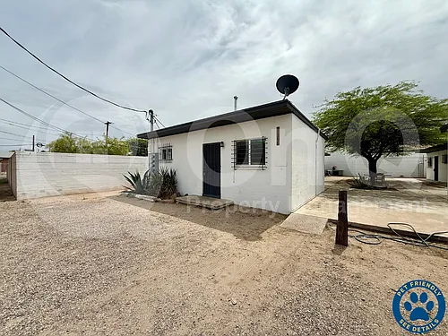 3566 E Kleindale Rd Photo 1