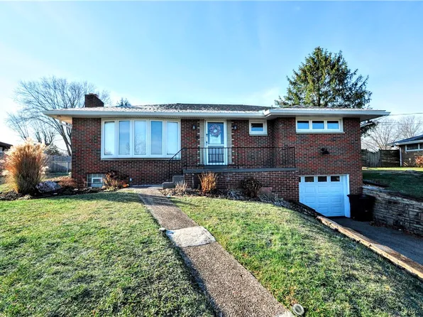 235 Hillcrest Dr, California, PA 15419