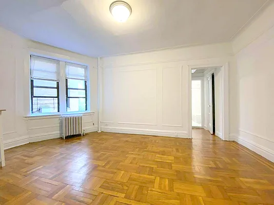 Rented by Manhattan Spaces | media 32