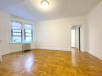 Rented by Manhattan Spaces