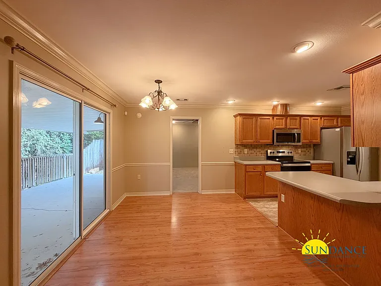 940 Scenic Oak Ln — Photo 5