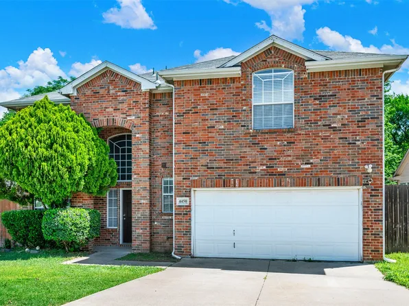 4450 Sharpsburg Dr, Grand Prairie, TX 75052