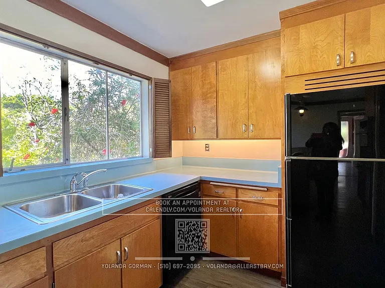 3107 Lewiston Ave — Photo 9