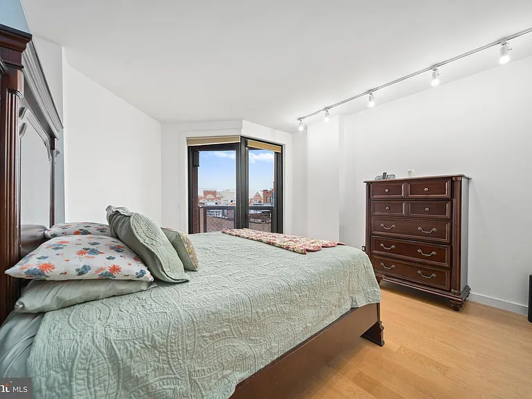631 D St NW #1139 — Photo 15
