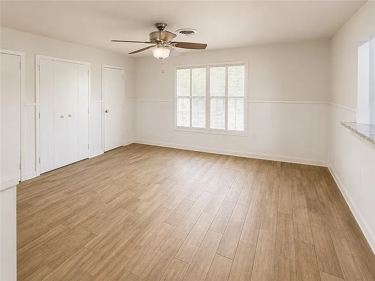 4114 Cork Dr — Photo 3