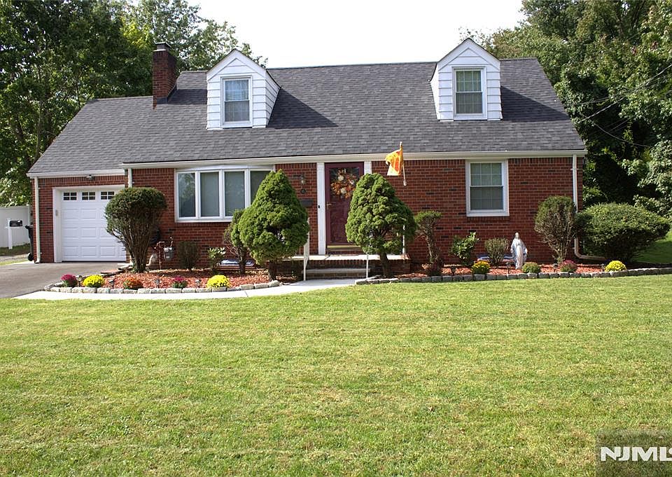 1st image of 65 Spring Valley Road