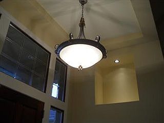 3rd image of 1366 Huntland Ct S