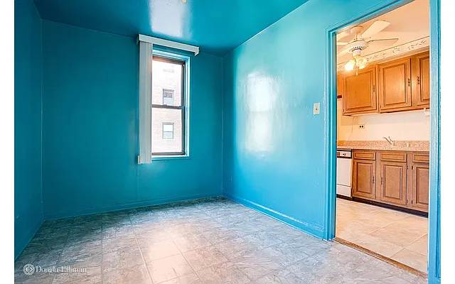 Sold by Douglas Elliman | media 24