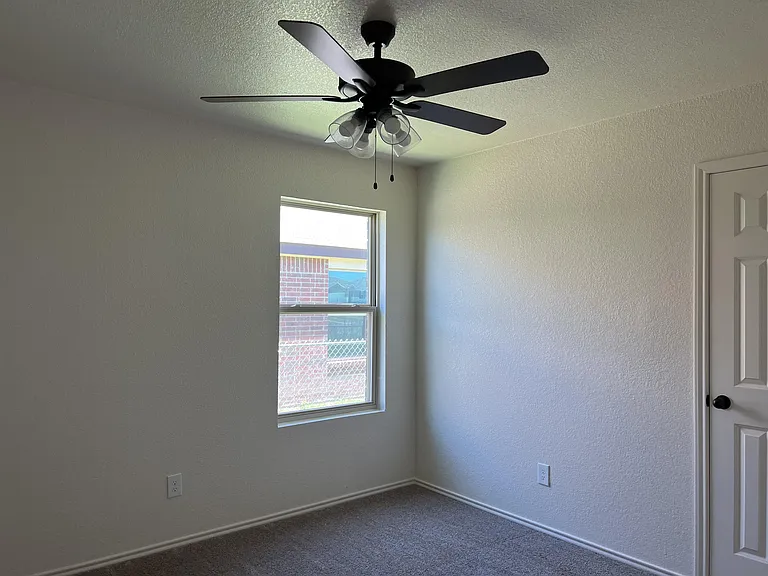 2420 Alterman Dr #A — Photo 8