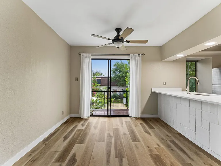 7801 Shoal Creek Blvd #224 — Photo 9