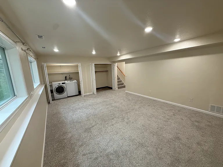 210 E Spruce Ave #B — Photo 15