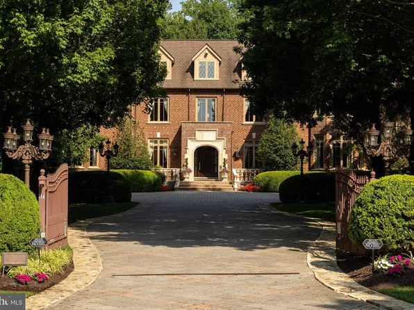 17 Summit Ln, Wilmington, DE 19807