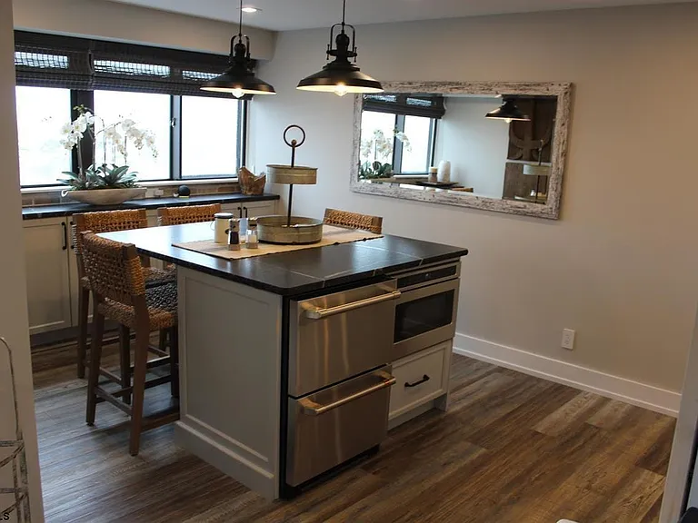 2700 Atlantic Ave #701 — Photo 26