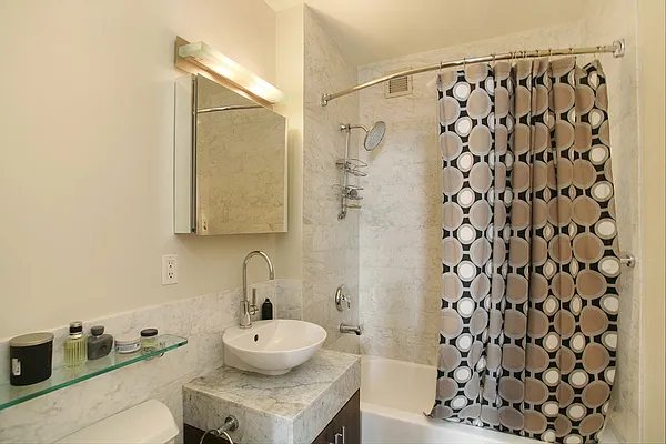 Rented by Owner | media 25