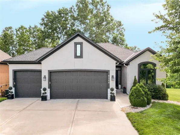 8525 Houston St, Lenexa, KS 66227
