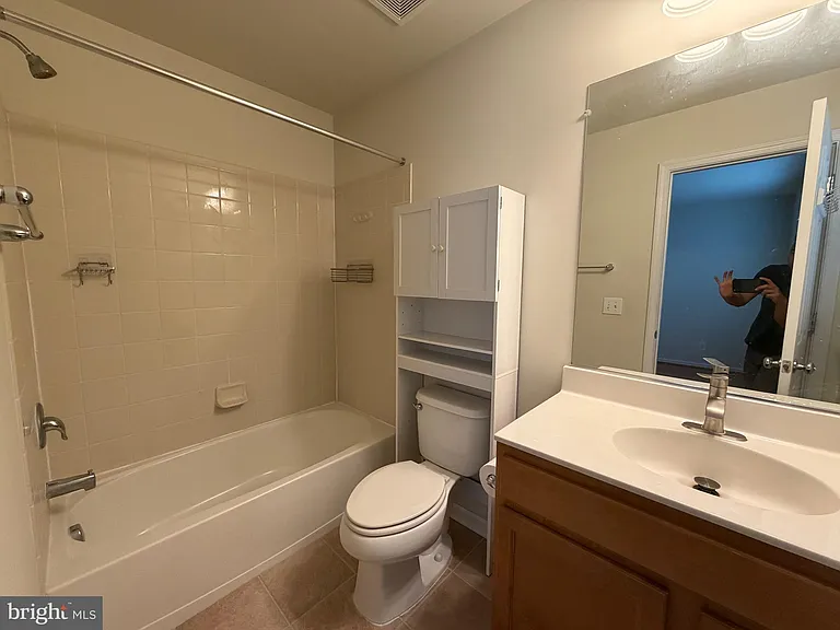 43524 Wheadon Ter — Photo 12