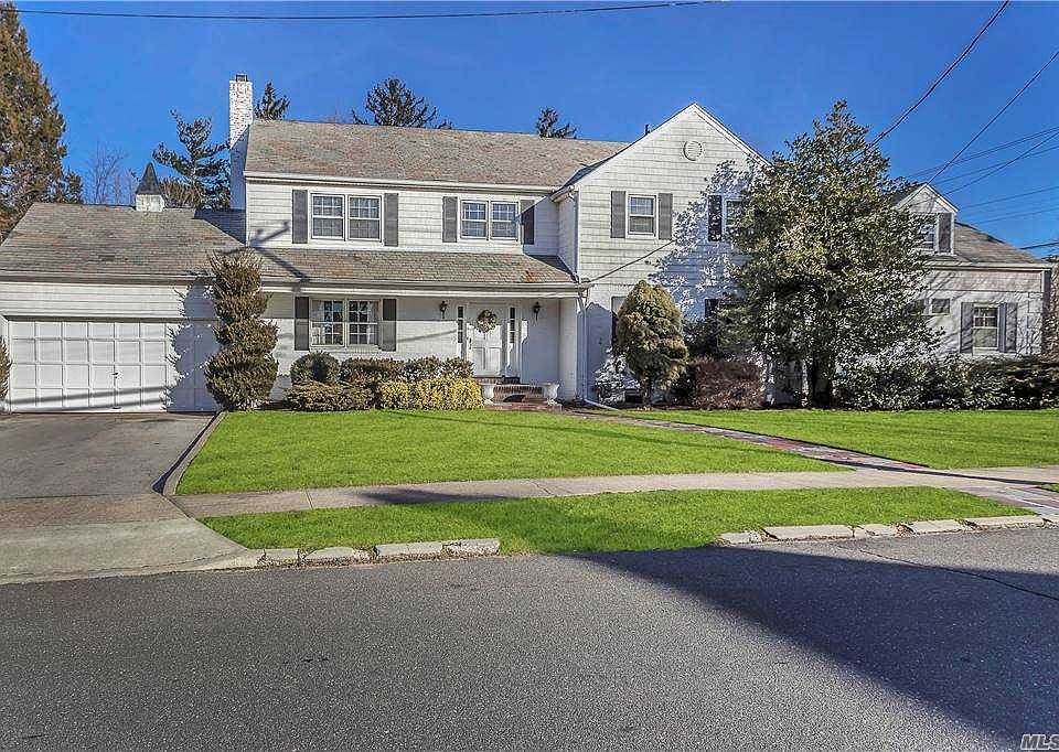 1st image of 171 Hempstead Ave