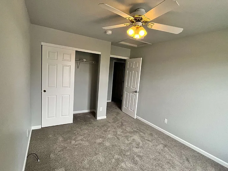 11725 Meadowood Ln — Photo 17