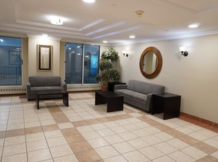 310 Dundas St #808, London, ON N6B3R6