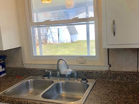 698A2247-BF9D-43F2-AE7A-F103A082C950