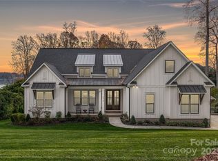 172 Broadbill Dr, Mooresville, NC 28117