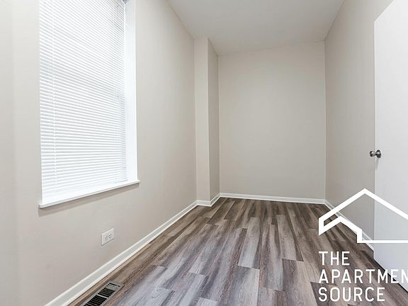 5th image of 2246 W Armitage Ave Ste 1