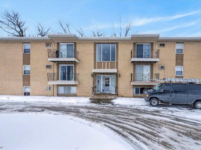 5382 Lee Rd APT 202, Maple Heights, OH, 44137
