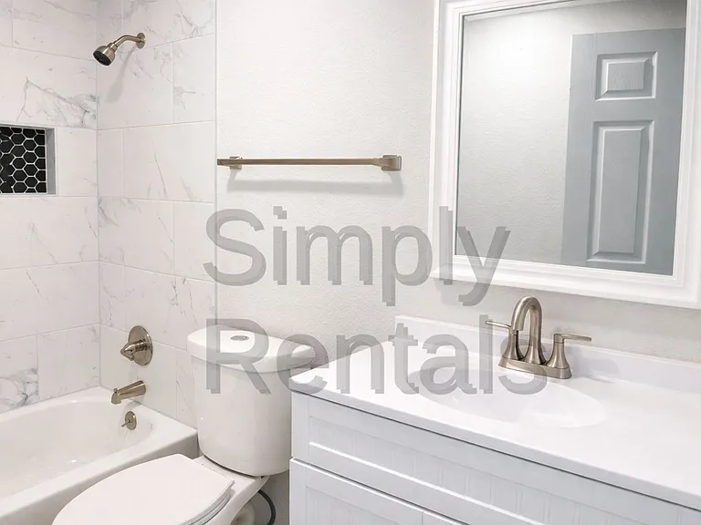 383 McIlrath #A — Photo 11