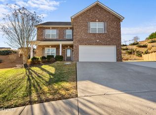 2900 Cambridge Shores Ln, Knoxville, TN 37938