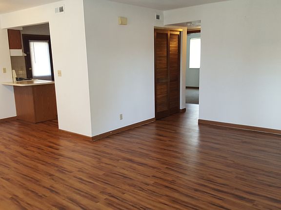 Look at all that room!