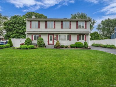 70 Hunter Lane, Centereach, NY, 11720