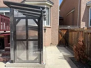 2 bed, $1,800 — Photo 2