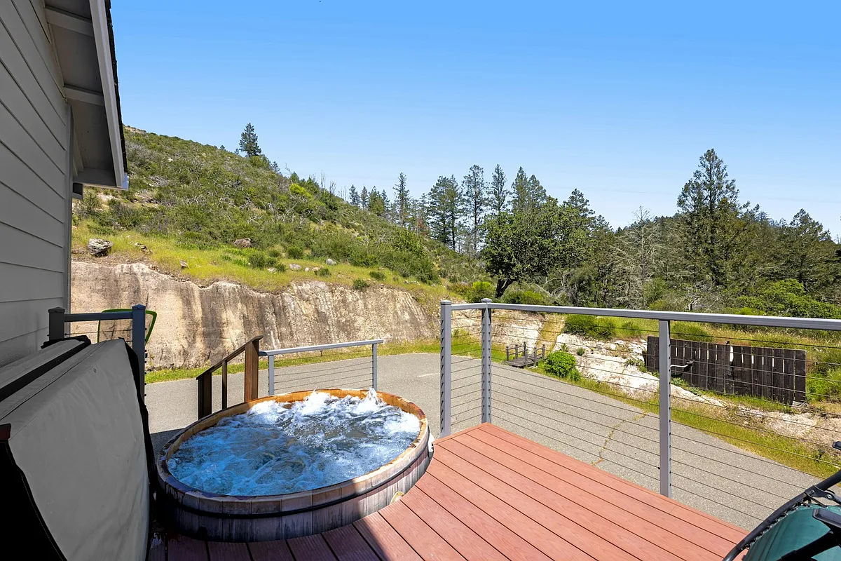 Hot Tub on private side - 323 Bodmer Ln