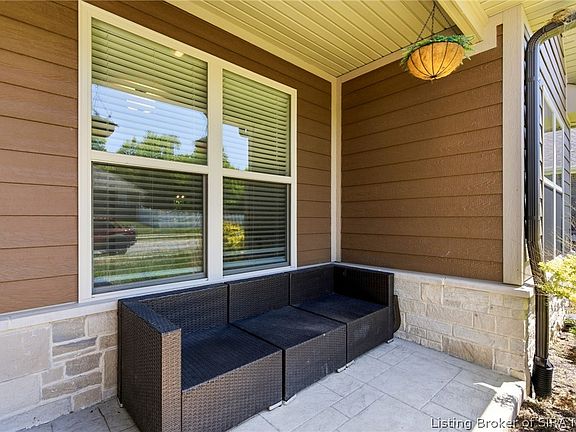 5th image of 804 Kings Court
