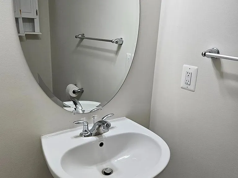 178 Solara Dr — Photo 13
