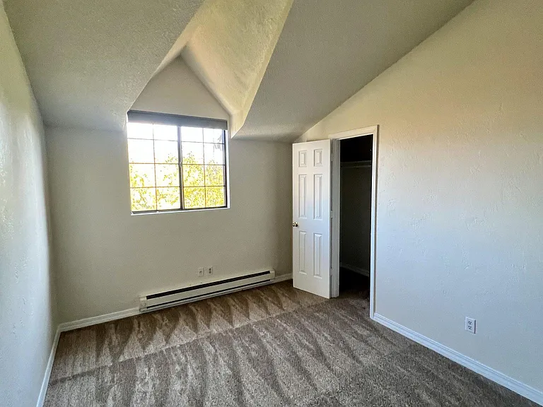 495 Chestnut St #6 — Photo 12