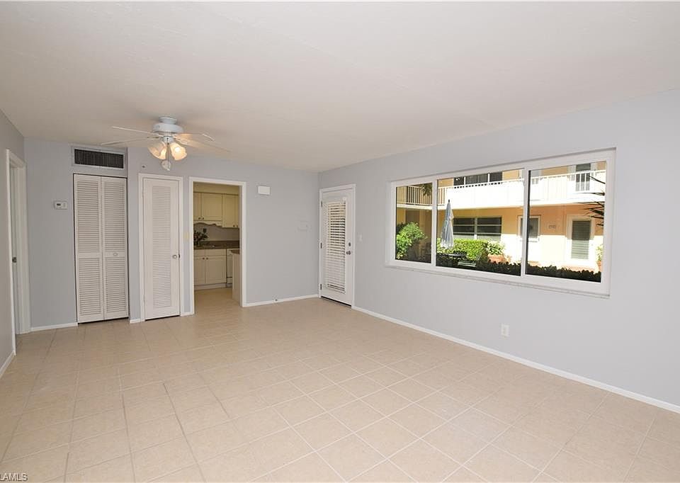 1st image of 514 Broad Ave S #514