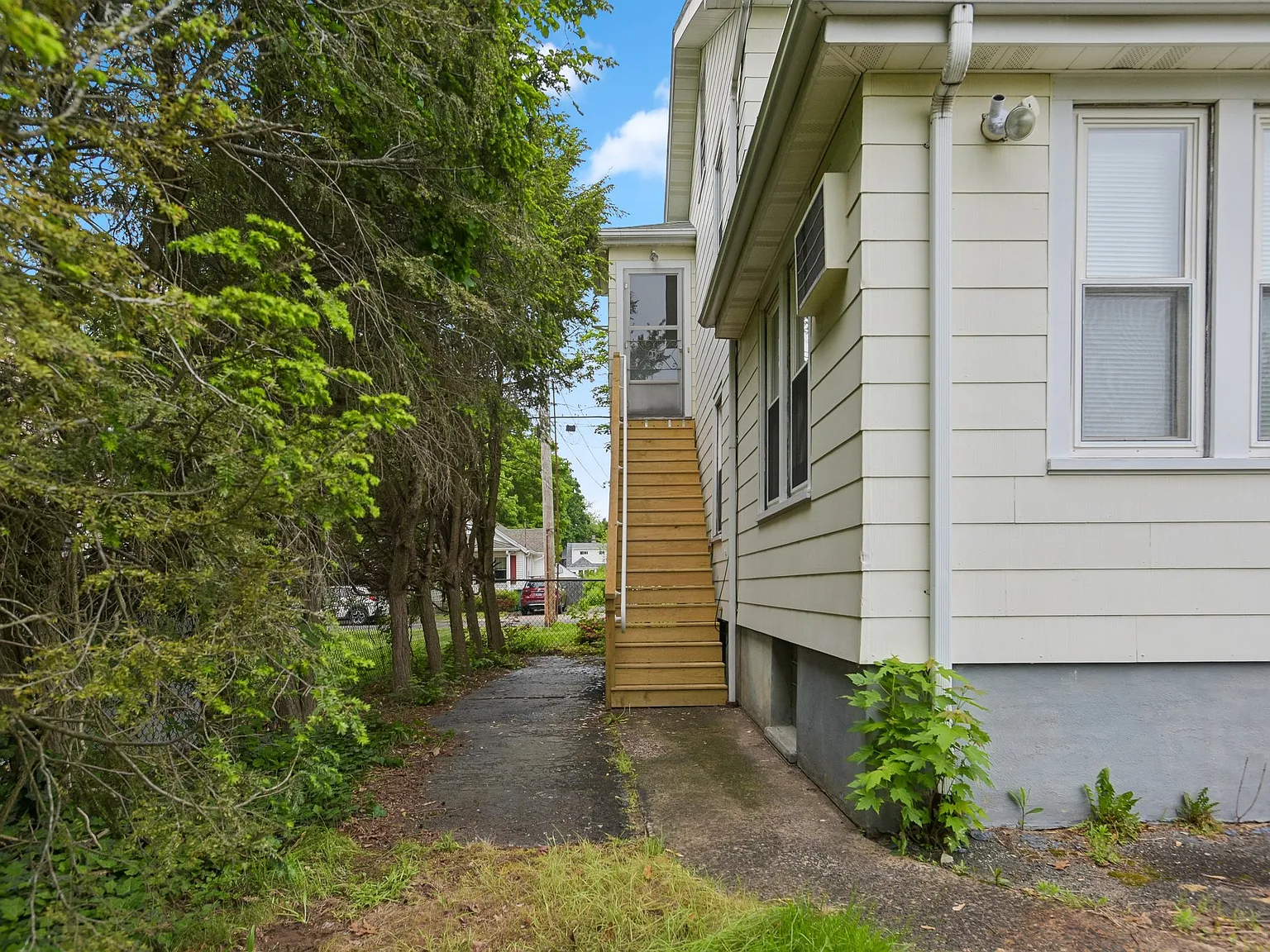 1 bed, 676 sqft, $1,700 — Photo 4