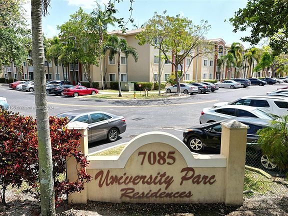 2nd image of 7085 Nova Dr APT 313