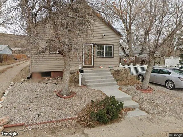 807 Cherry St, Rawlins, WY 82301