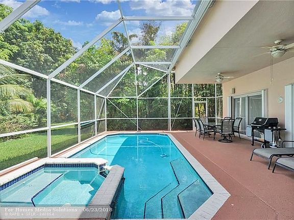 2nd image of 4837 Chardonnay Dr