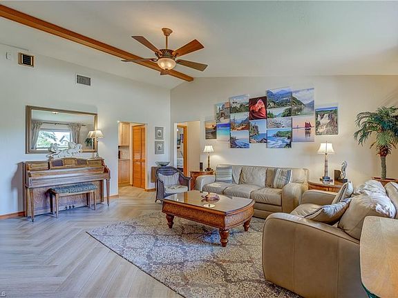 4th image of 8392 Coral Dr