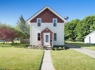 817 W Hanover St, Marshall, MI 49068
