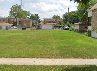 719 E 69th St, Chicago, IL 60637